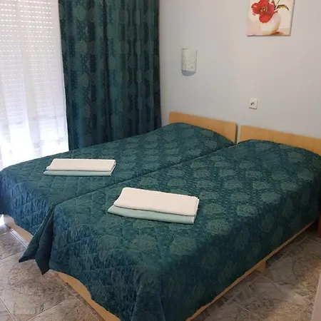 Argo Aparthotel *