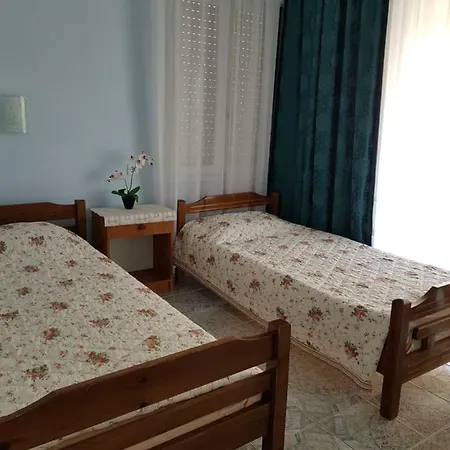 Argo Aparthotel