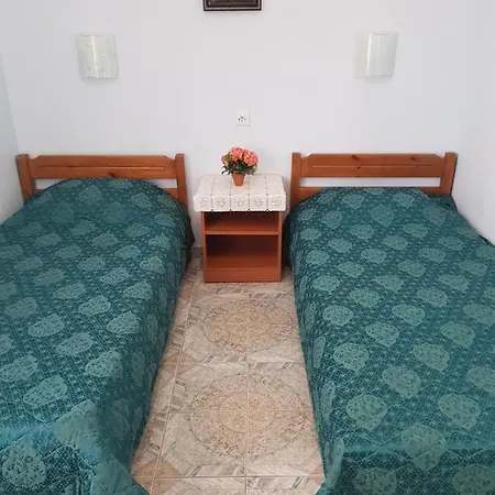 Argo Aparthotel Nea Plagia